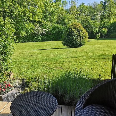 La Pause Bed and Breakfast Surville  Eksteriør billede