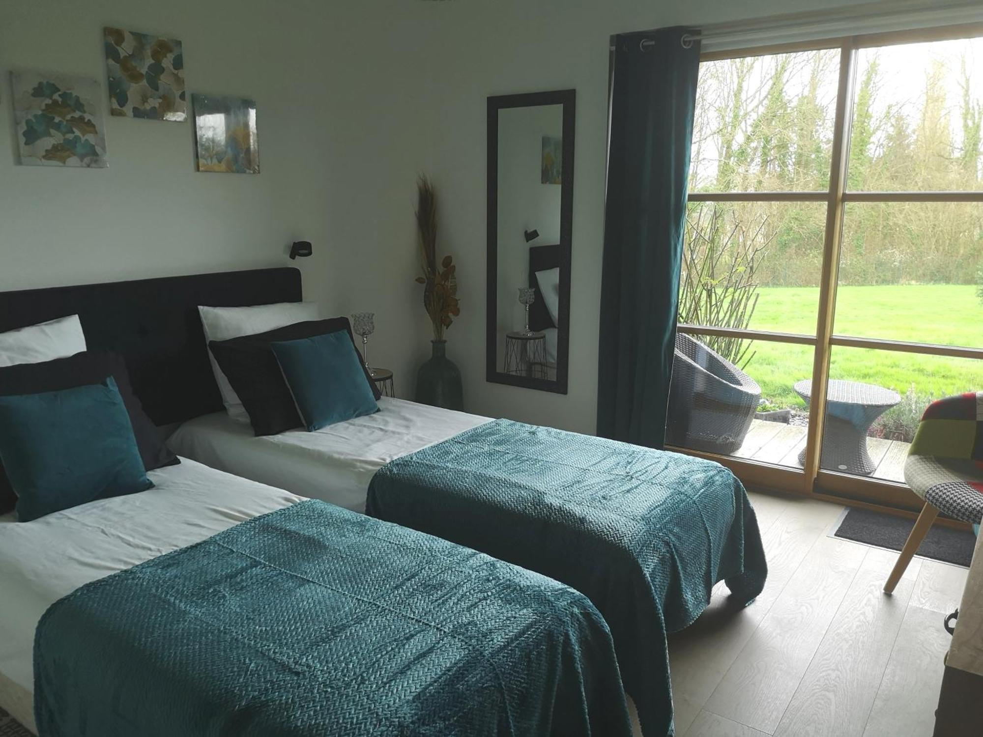 La Pause Bed and Breakfast Surville  Eksteriør billede